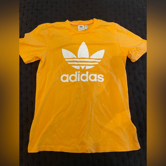 Adidas shirt - Picture 1 of 2
